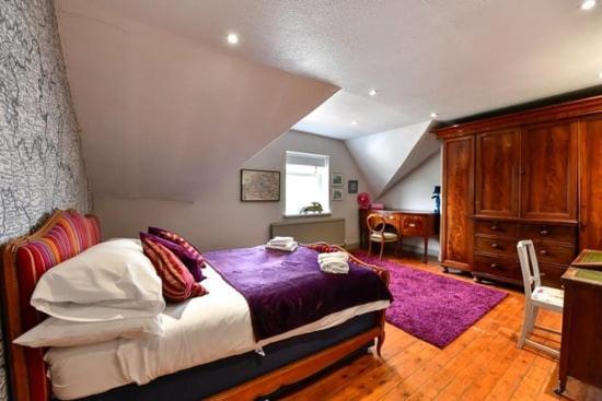 Quirky 4 Bedroom Apartment With Terrace Cardiff Luaran gambar